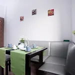 Elektoralna Apartman Varsó