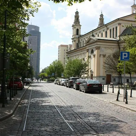 아파트 Elektoralna 바르샤바